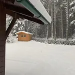 Waldchalet Am Eichhof 인스브루크