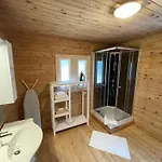 Waldchalet Am Eichhof 인스브루크