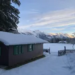 Waldchalet Am Eichhof 인스브루크