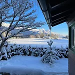 Waldchalet Am Eichhof * 인스브루크