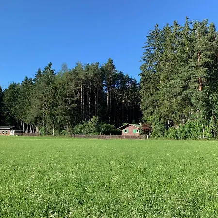 Waldchalet Am Eichhof Dağ evi *