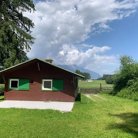 Waldchalet Am Eichhof Dağ evi *