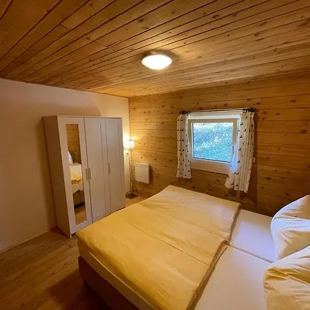 Waldchalet Am Eichhof Dağ evi