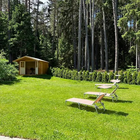 Waldchalet Am Eichhof * إنسبروك