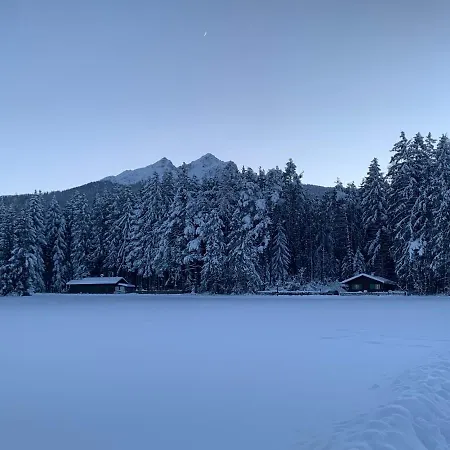 Waldchalet Am Eichhof Dağ evi İnnsbruck